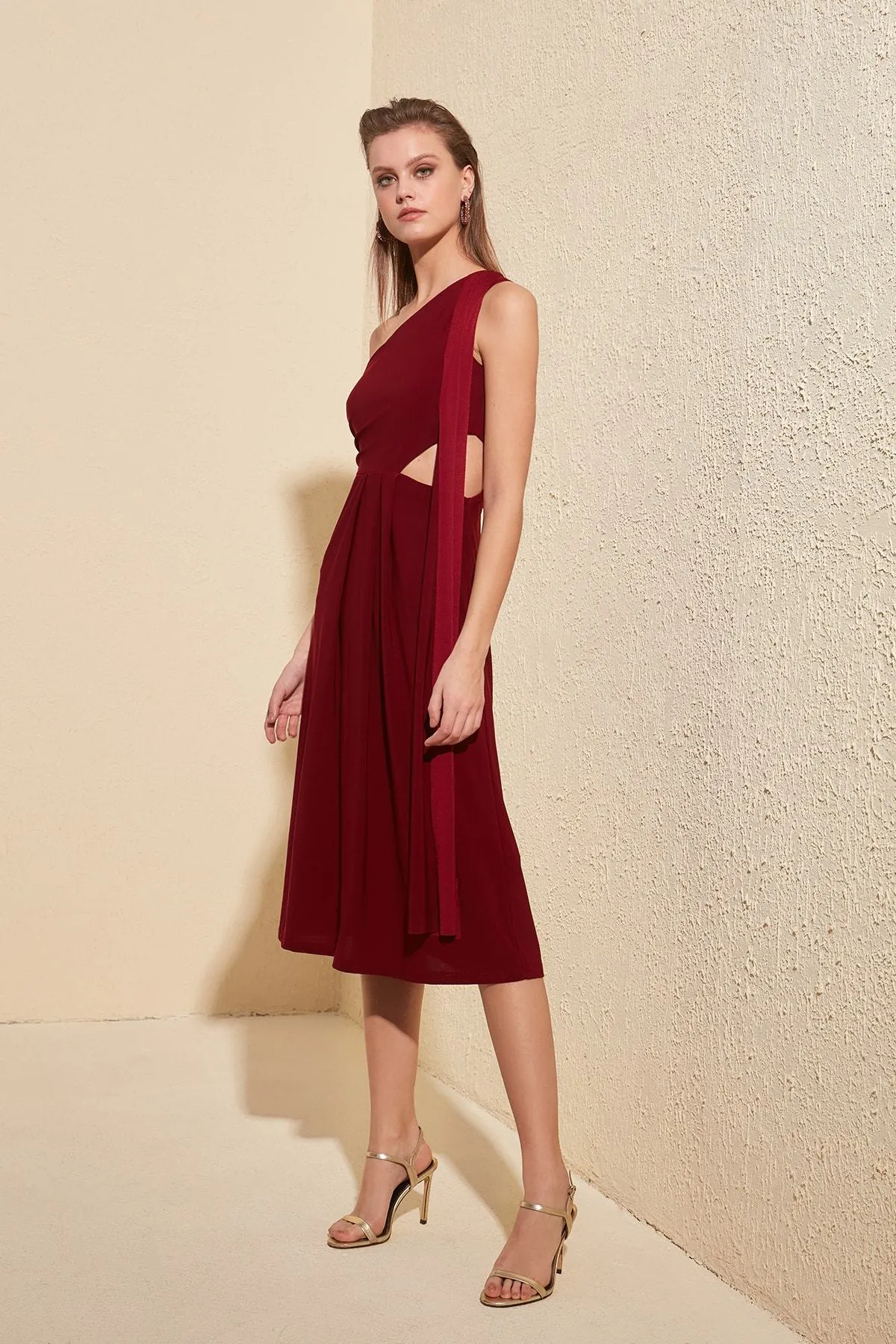 16408 Claret Red One Shoulder Cutout Bodycon Dress