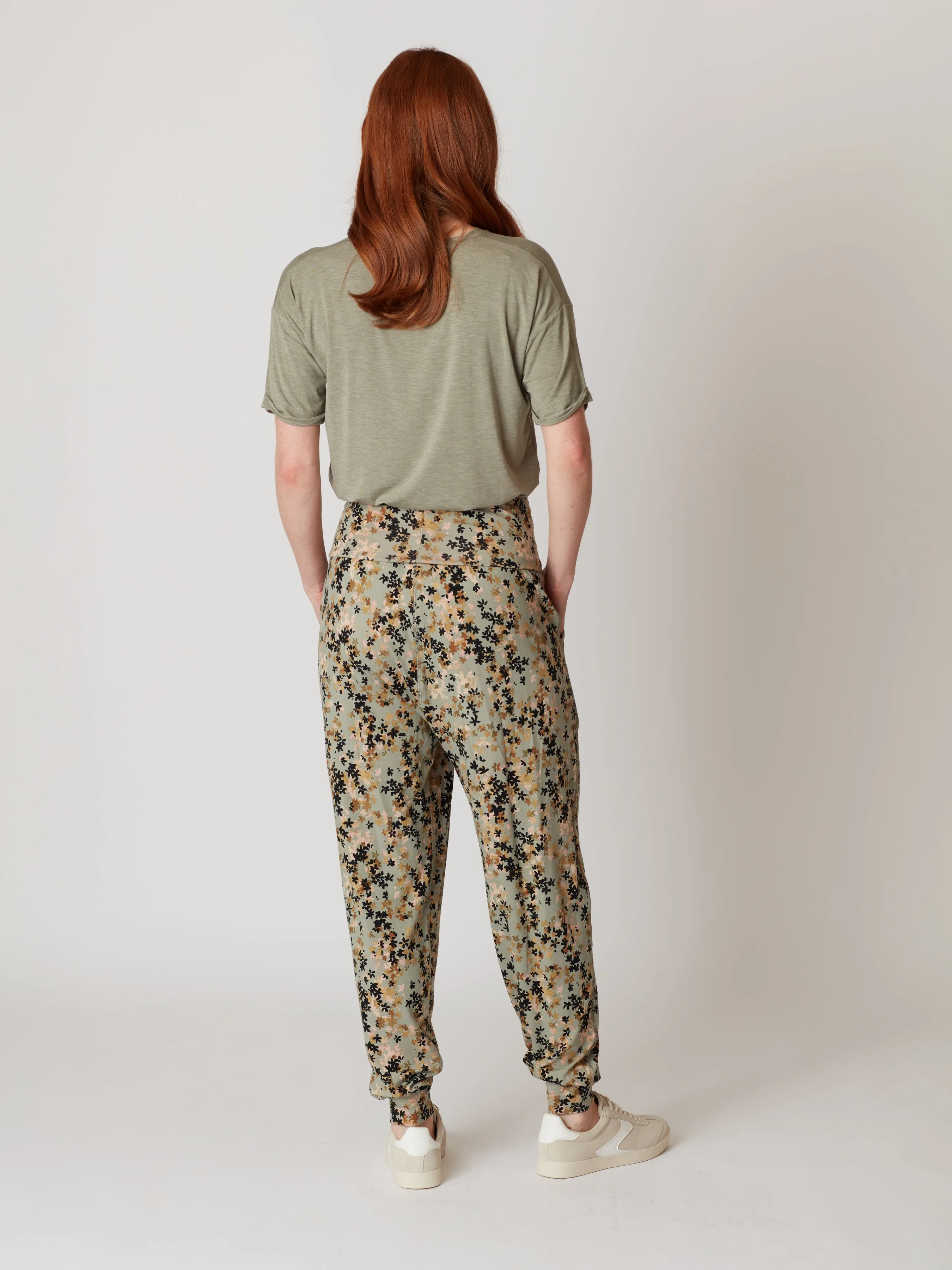 Ariyah Dashka Printed Trousers