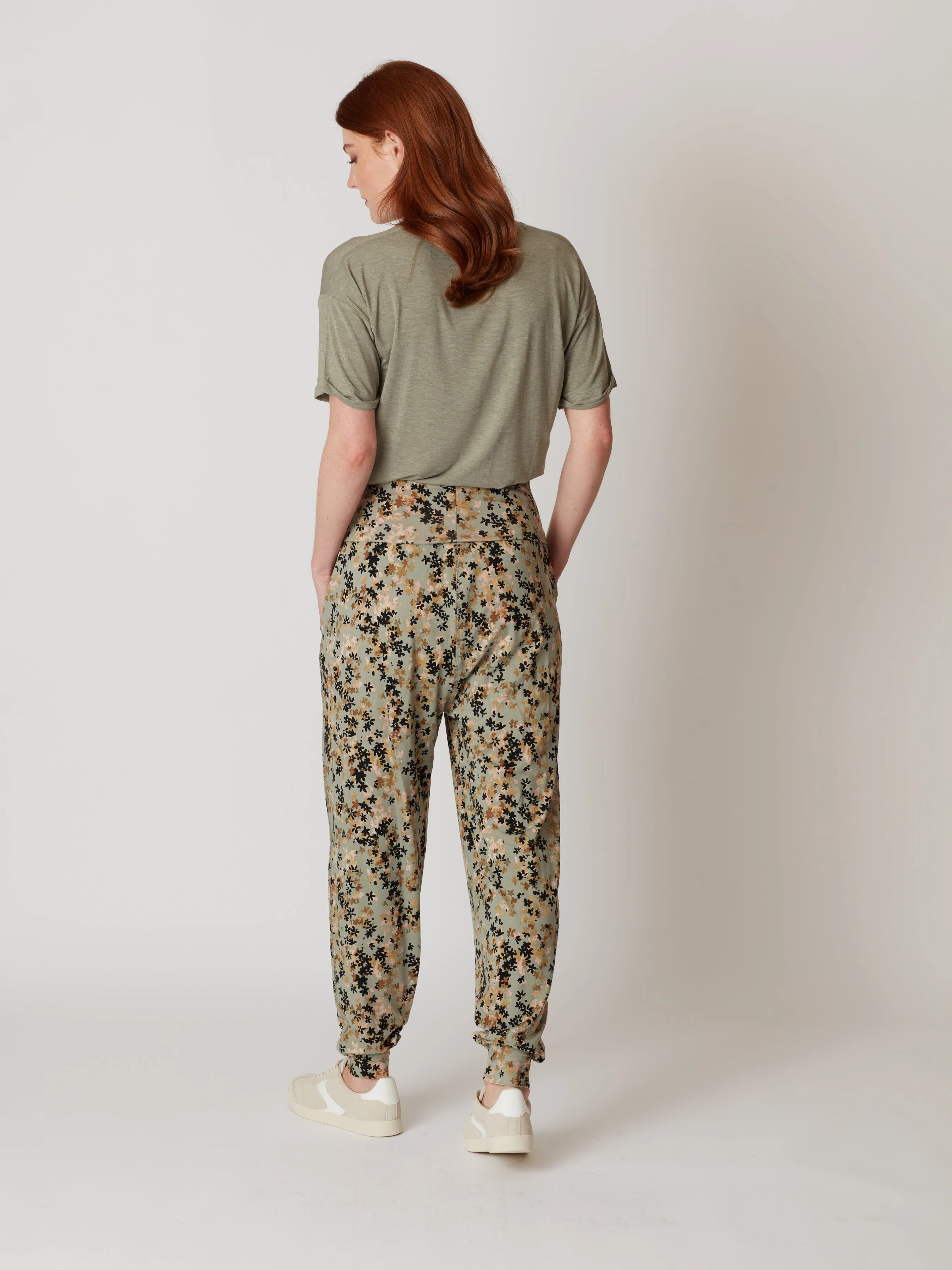 Ariyah Dashka Printed Trousers