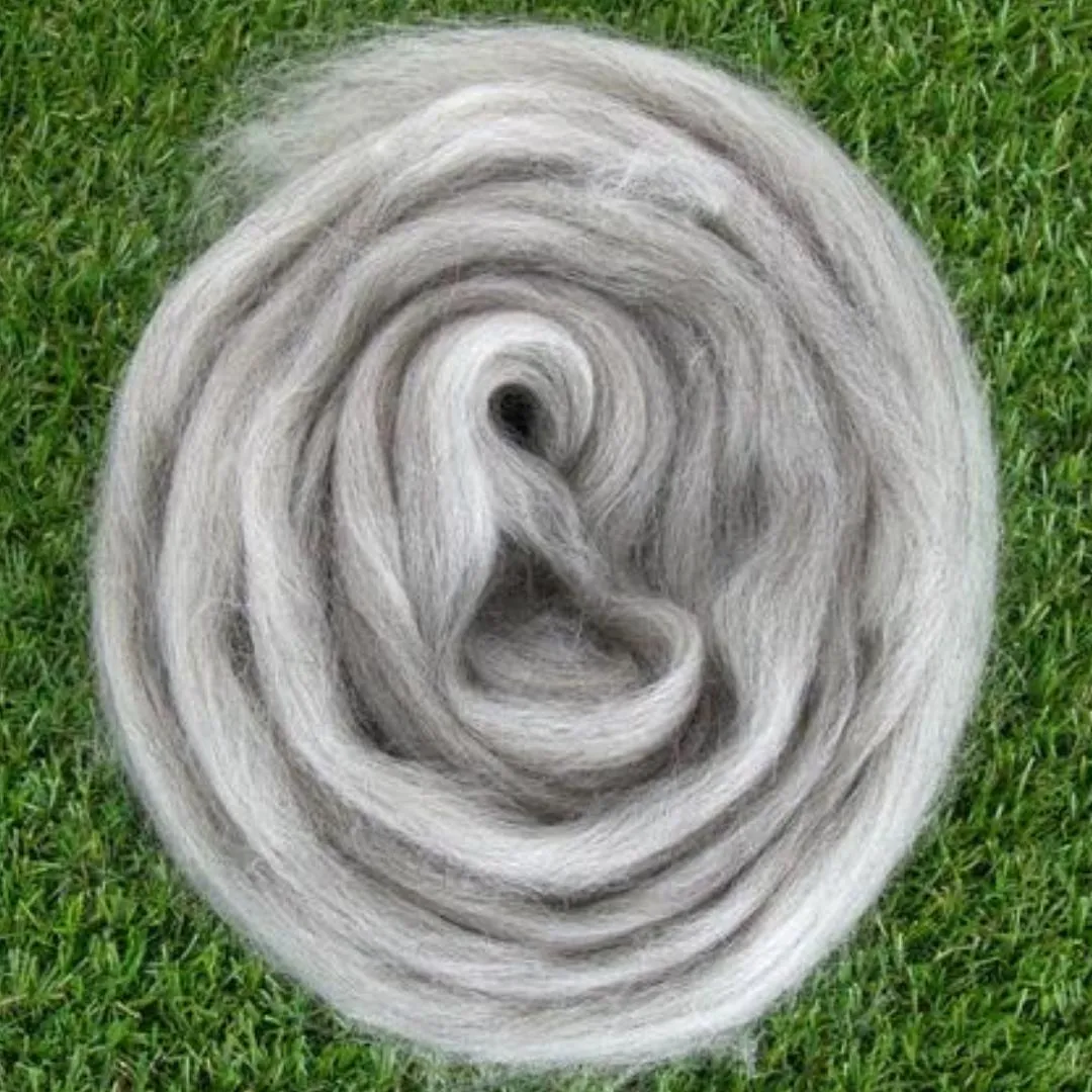 Corriedale Wool Roving Top (1 lb / 16 oz) | 28 Microns, Natural Gray Undyed, Cleaned and Combed Core Wool