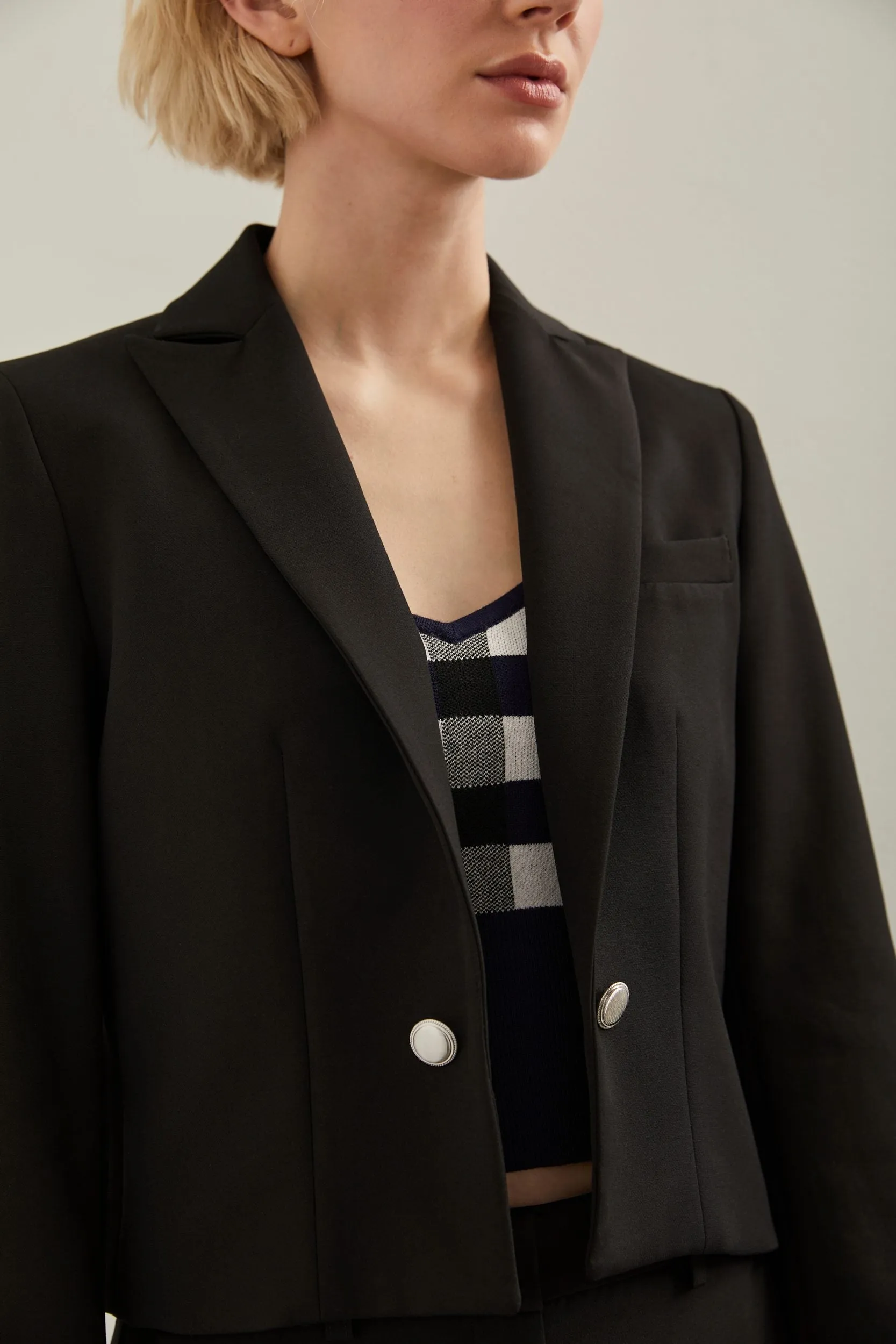 Cropped blazer with tab