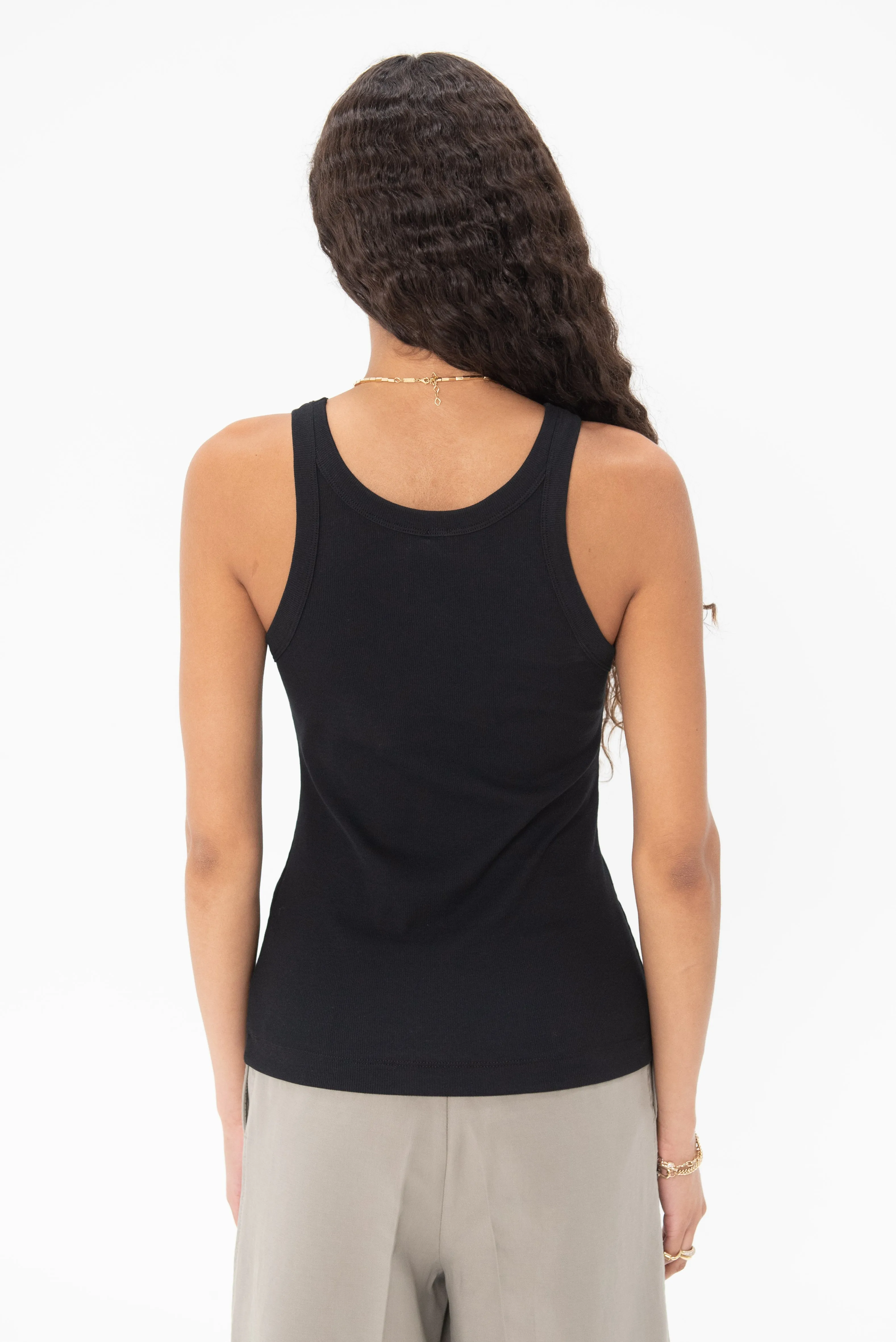 Curved Rib Tank