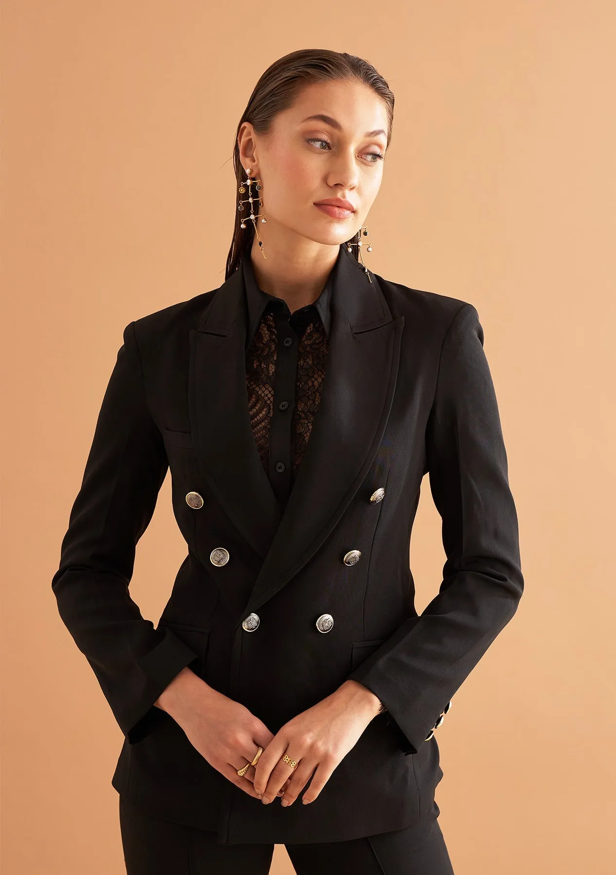 Full Sleeves Tailored Fit Women's Formal Blazer