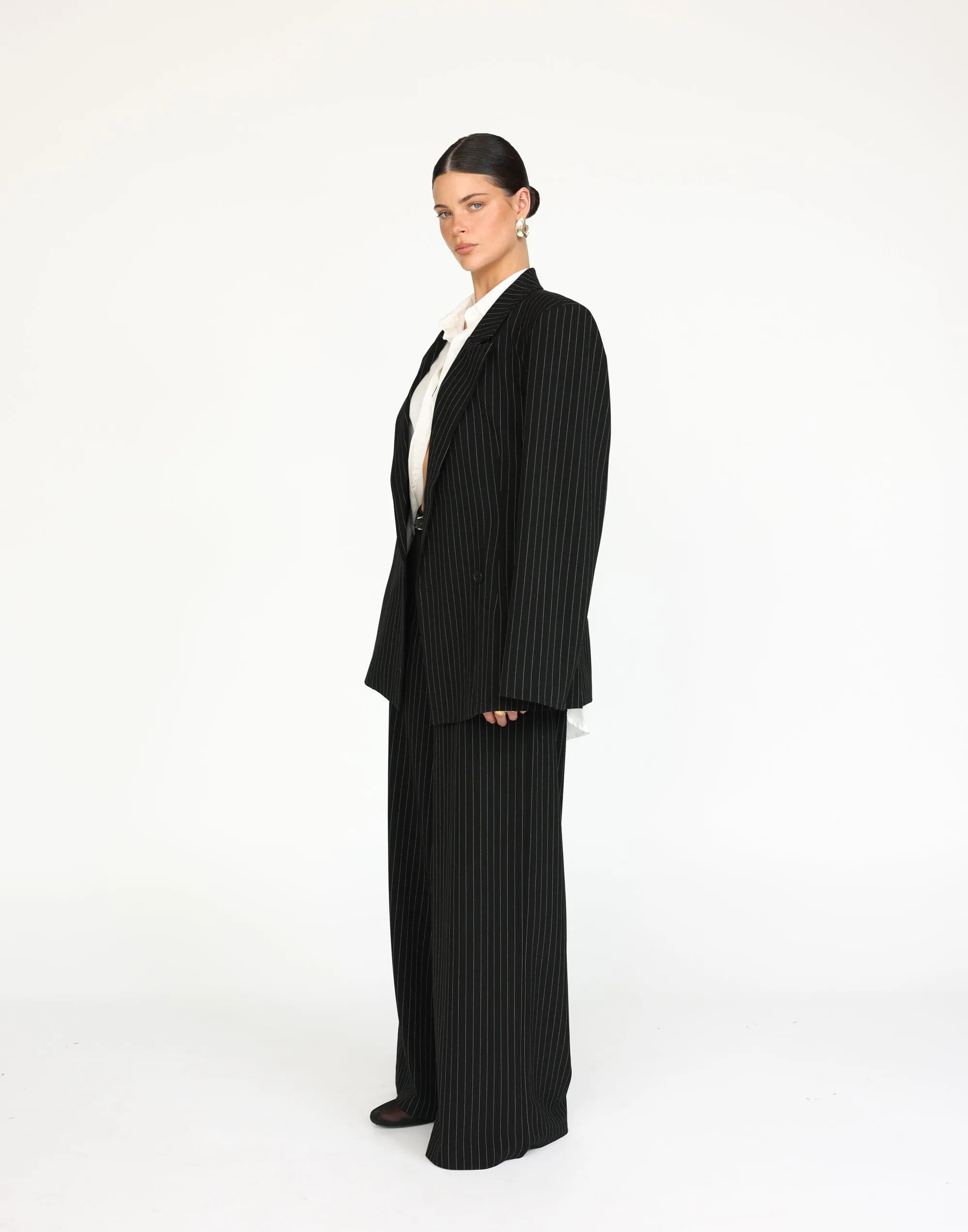 Kenza Blazer (Black Pinstripe)