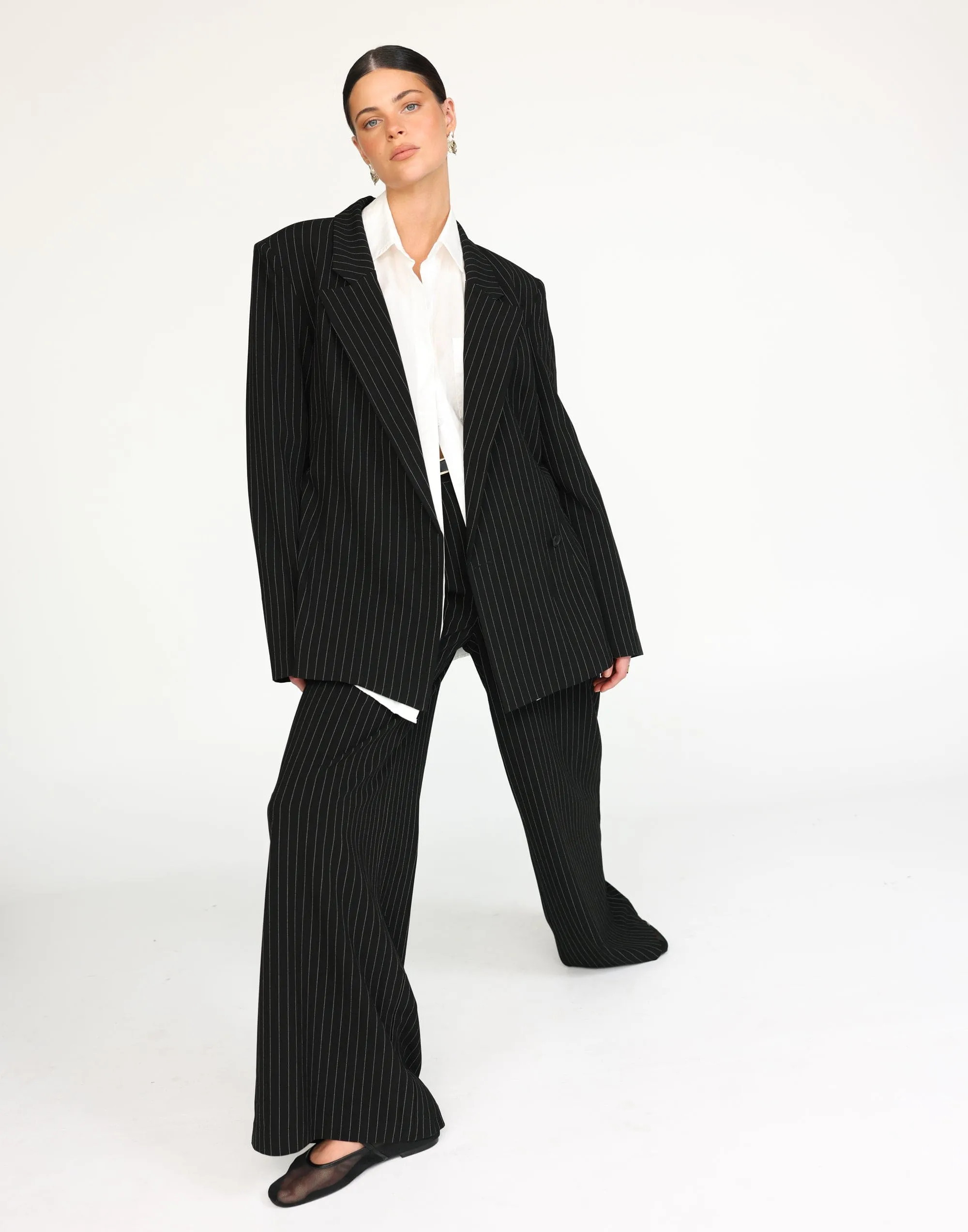 Kenza Blazer (Black Pinstripe)