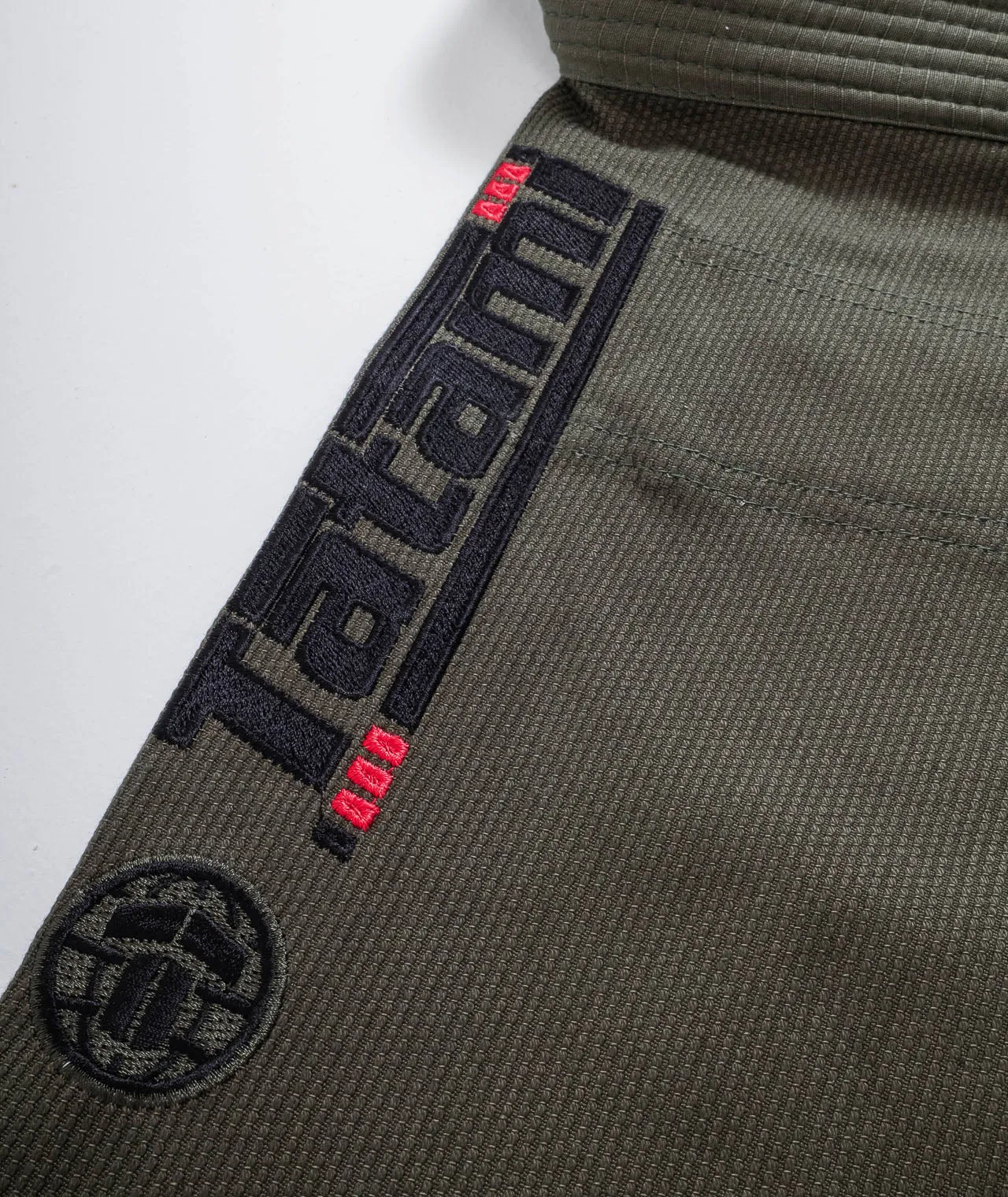 Kimono Brazilian Jiu Jitsu TATAMI Elements Superlite Gi - Khaki (Centura Alba Inclusa)