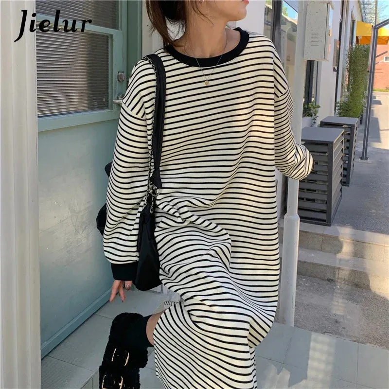 Metaversmall Fleece White Black Striped Hoodies Female Fashion Loose O-neck Maxi Sweatshirt High Street Pullover Women Long Hoodie