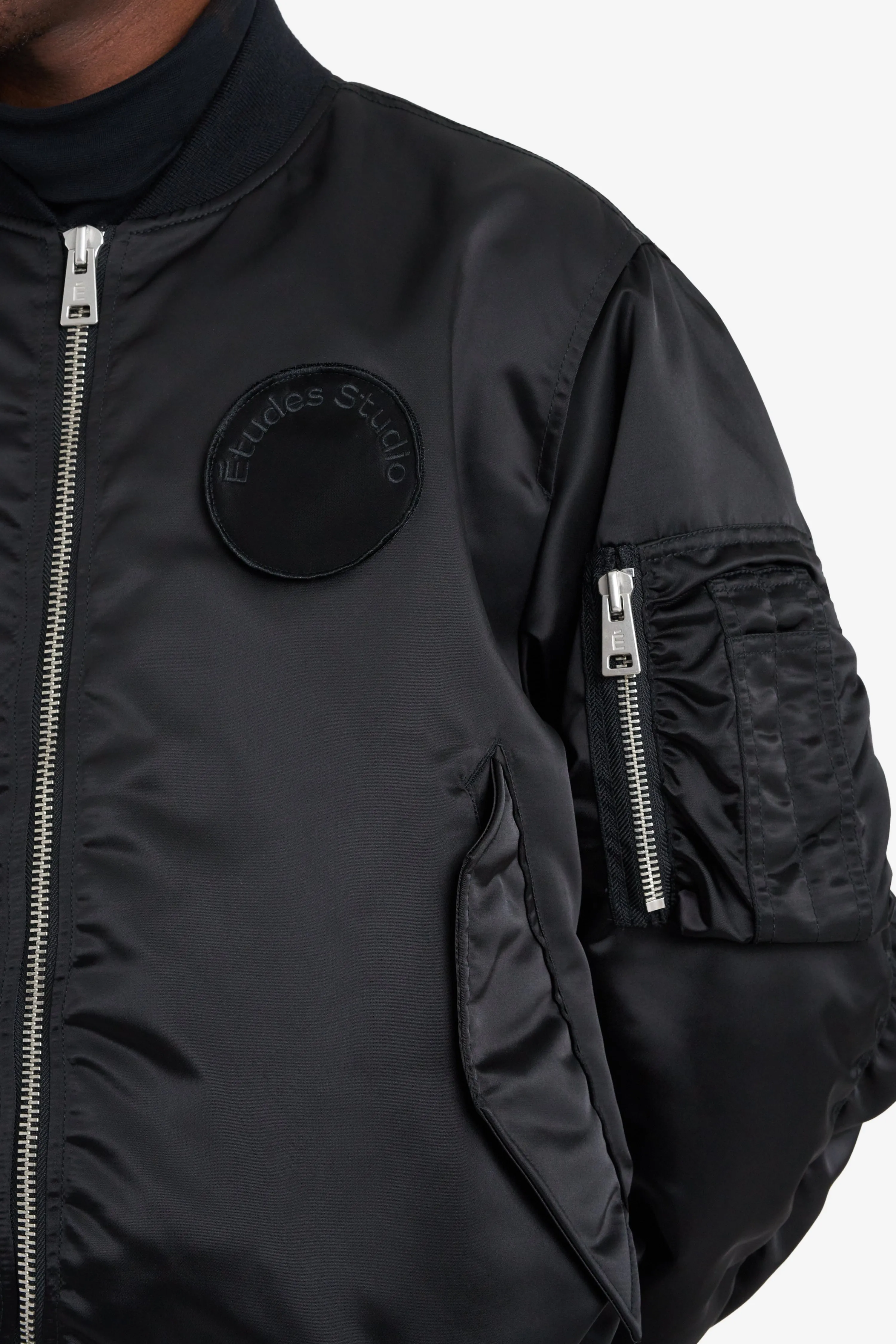 NYLON BOMBER JACKET BLACK