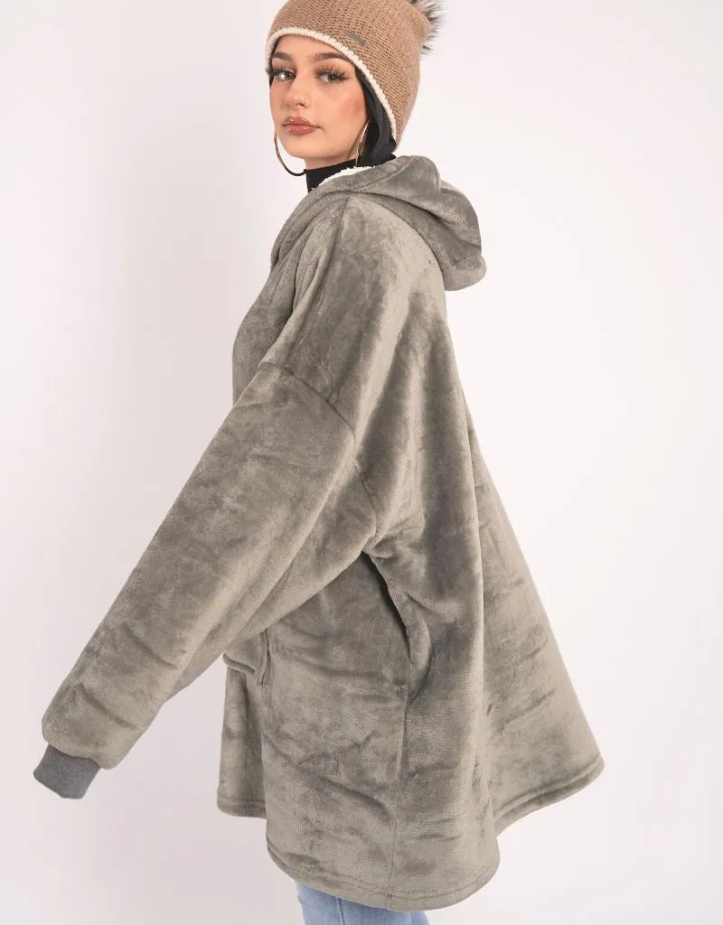 Oversize Blanket Jumper