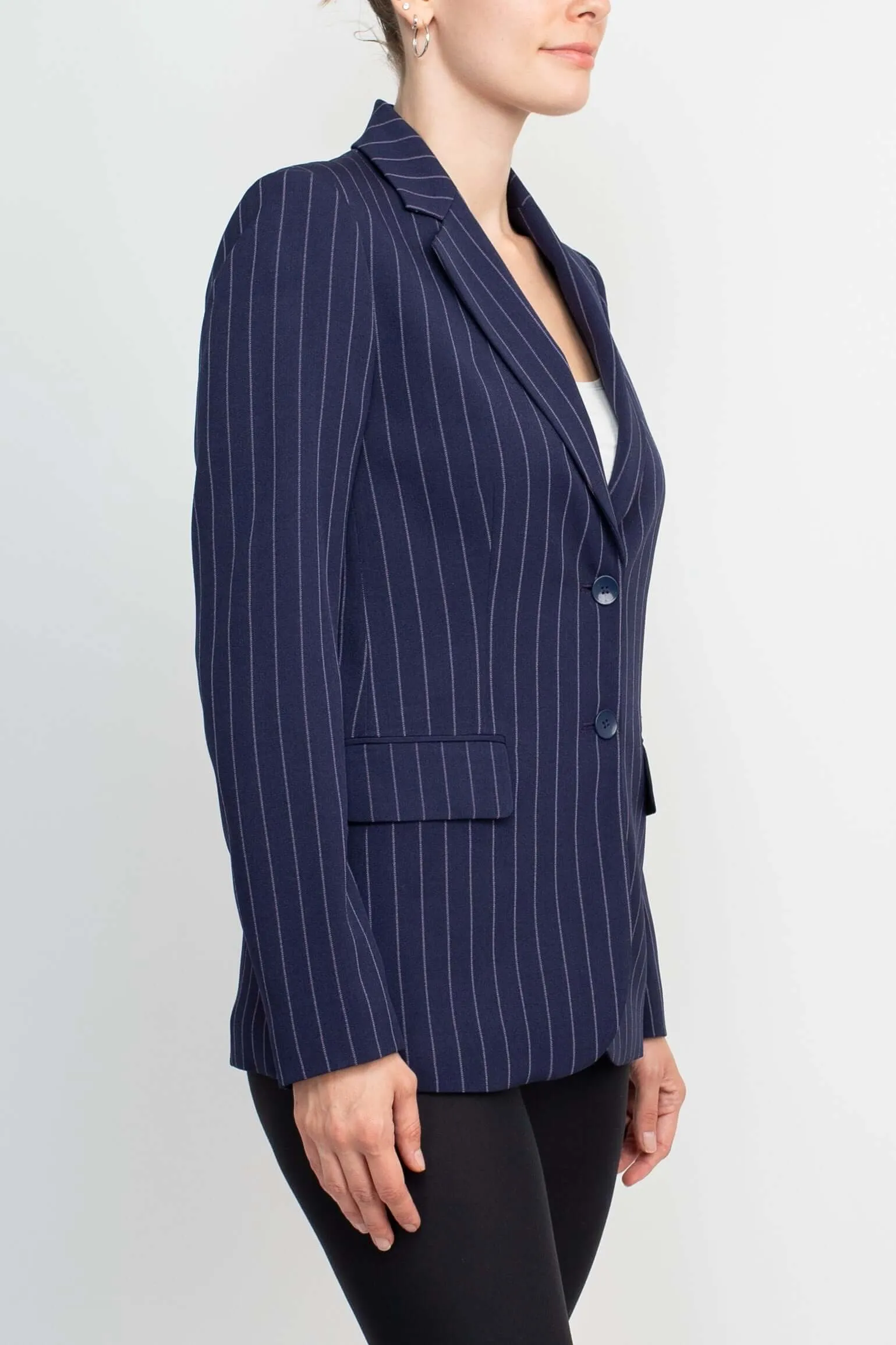 Tahari ASL Notched Collar Two Button Long Sleeve Crape Blazer