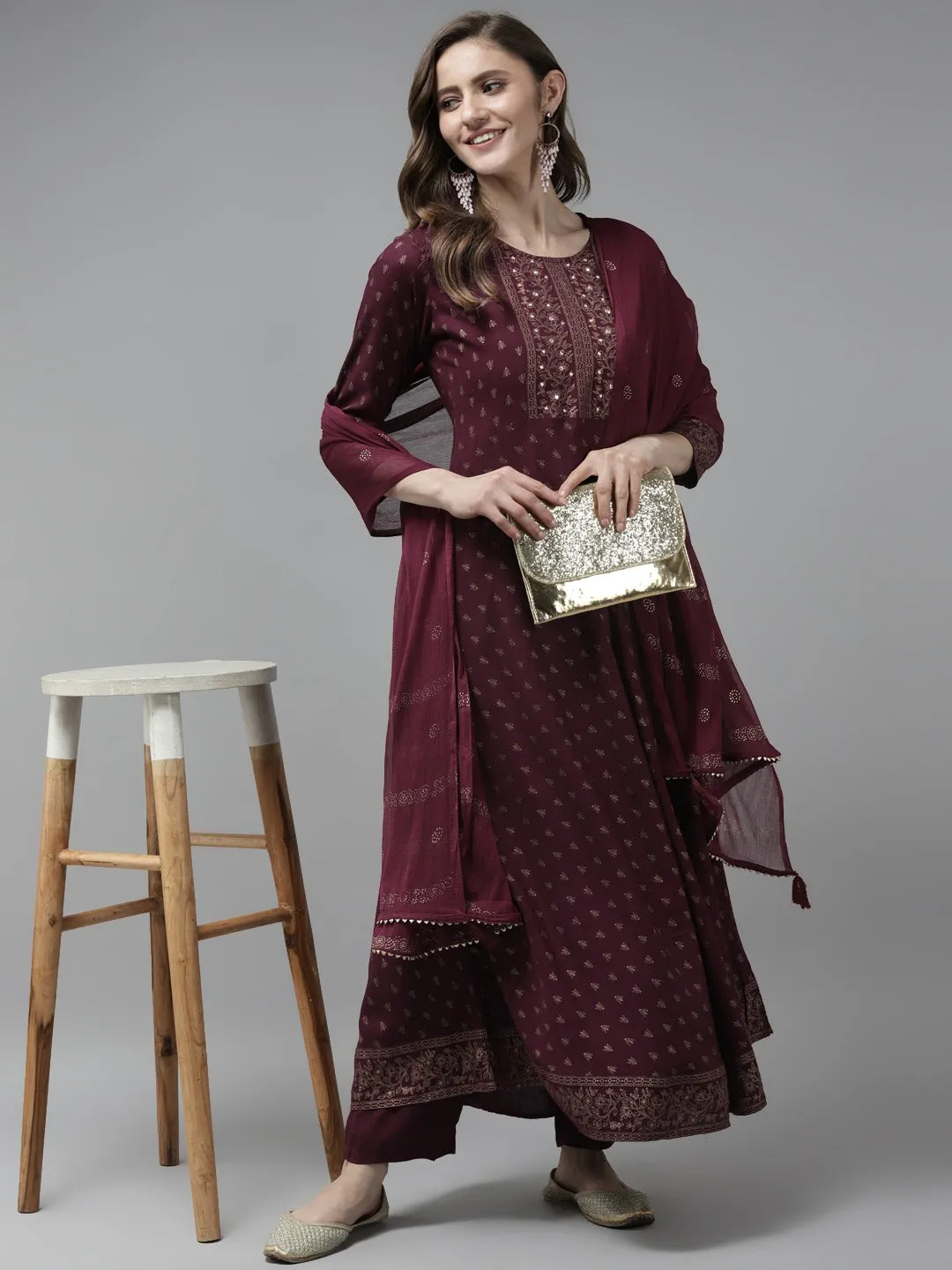 Women Burgundy Rayon Kurta Set With Dupatta